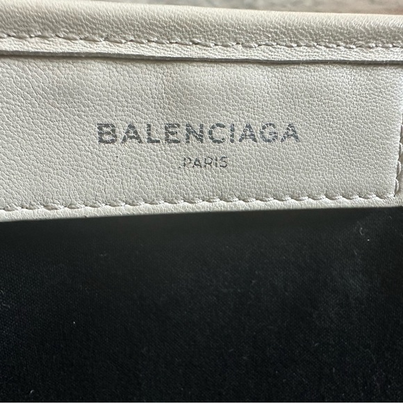 Balenciaga White Leather Tote - Picture 9 of 11